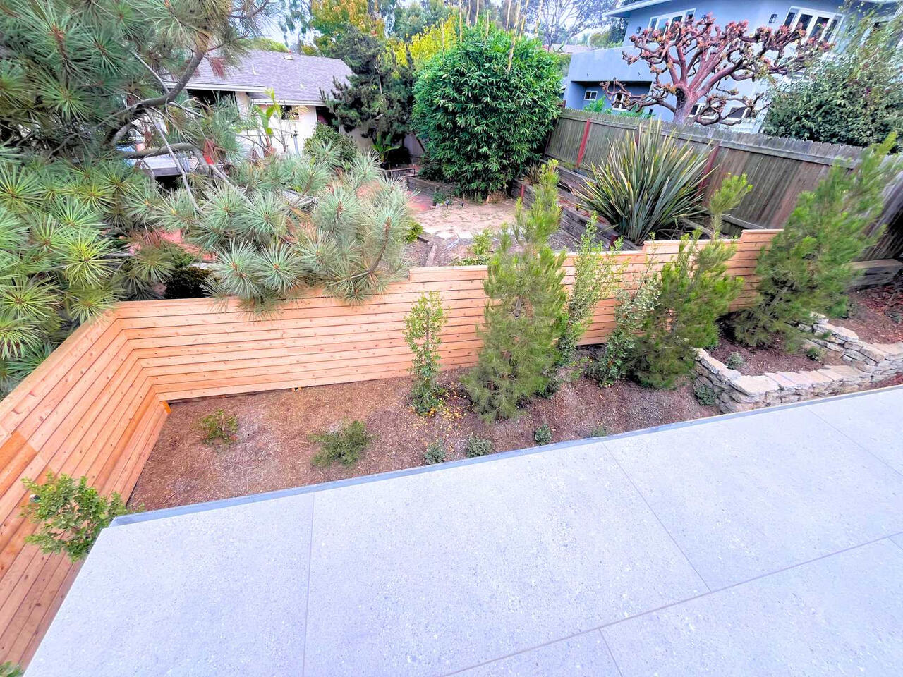 Here&#39;s the top down view of the fence and landscaping inside the lot.